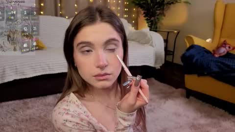 Kylie online show from February 7, 6:00 pm