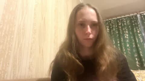 Snapshot of rosariamohre chatting on March 27, 4:29 pm Emma online show from March 27, 4:29 pm