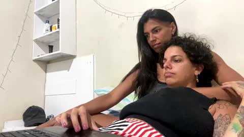 HotDuo online show from October 24, 12:30 am