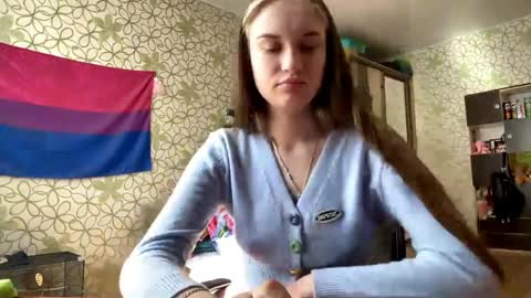 Megan online show from April 1, 7:20 am