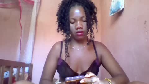 Snapshot of rose9794 chatting on August 7, 11:56 am Rose9794 online show from August 7, 11:56 am