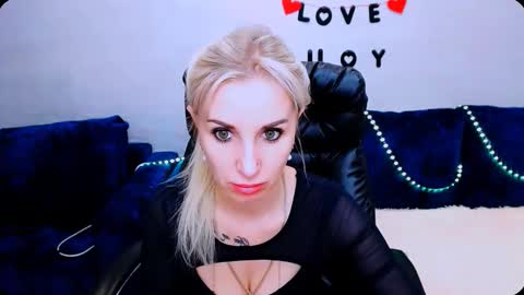 rose  shine online show from October 8, 11:30 am