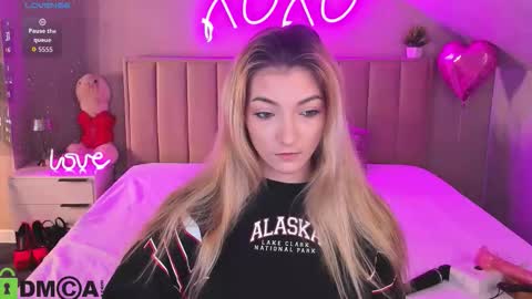 Snapshot of rose_dixon chatting on February 27, 12:21 am Kimberlly online show from February 27, 12:21 am