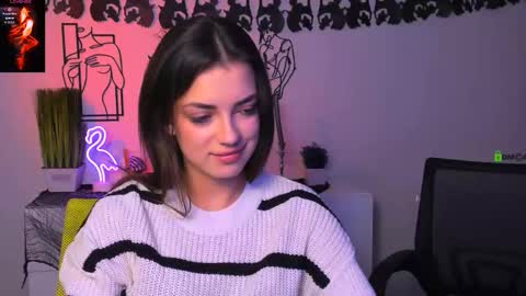 Snapshot of rose_style chatting on November 2, 8:11 pm rose online show from November 2, 8:11 pm