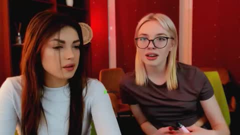 Snapshot of rose_style chatting on February 2, 12:59 pm rose online show from February 2, 12:59 pm