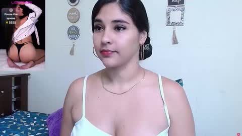 rose_towers4 online show from December 13, 9:31 pm