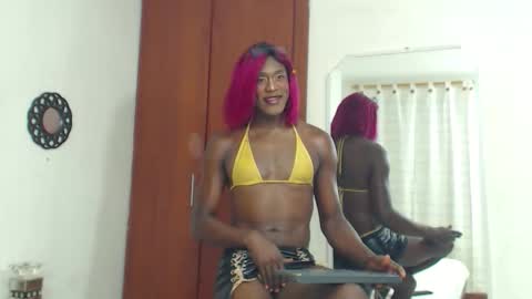 Snapshot of rose_valentiine chatting on March 25, 1:28 pm rose_valentiine online show from March 25, 1:28 pm