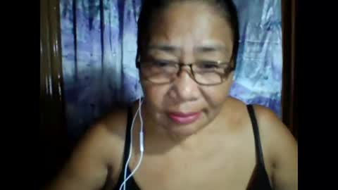 Snapshot of rosebelle66 chatting on October 6, 12:24 pm rosebelle66 online show from October 6, 12:24 pm