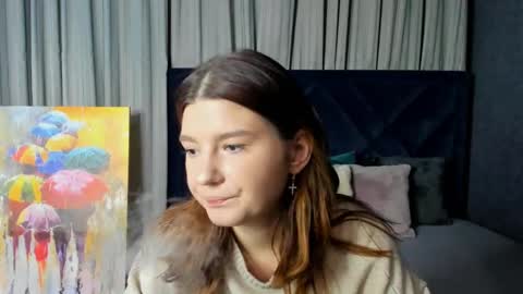 Snapshot of roseblanche2k chatting on December 14, 11:23 pm Florin online show from December 14, 11:23 pm