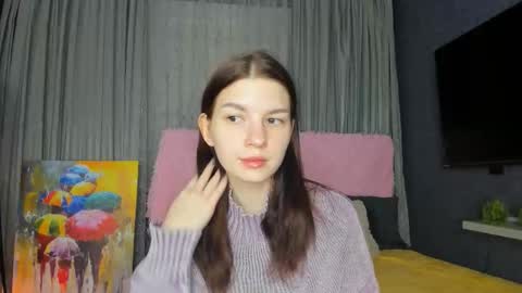 Snapshot of roseblanche2k chatting on February 2, 11:03 pm Florin online show from February 2, 11:03 pm