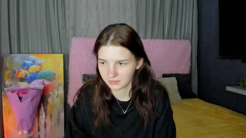 Snapshot of roseblanche2k chatting on February 12, 11:11 pm Florin online show from February 12, 11:11 pm