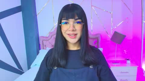 Snapshot of rosecassie chatting on January 19, 1:12 pm Rose online show from January 19, 1:12 pm