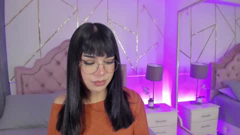 Snapshot of rosecassie chatting on February 3, 1:08 pm Rose online show from February 3, 1:08 pm