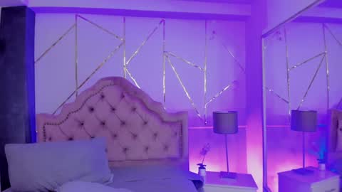 Snapshot of rosecassie chatting on February 5, 4:47 pm Rose online show from February 5, 4:47 pm