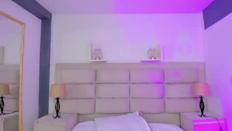 Snapshot of rosecassie chatting on February 10, 4:14 pm Rose online show from February 10, 4:14 pm