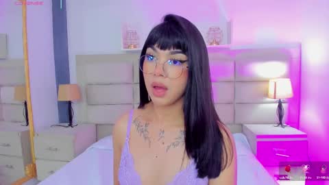 Snapshot of rosecassie chatting on February 24, 5:20 pm Rose online show from February 24, 5:20 pm