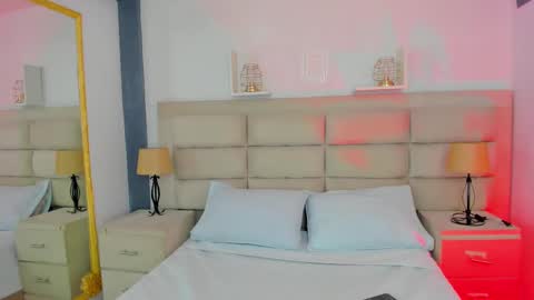 Snapshot of rosecassie chatting on March 10, 4:35 pm Rose online show from March 10, 4:35 pm