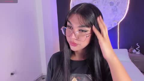 Rose online show from November 28, 1:25 pm