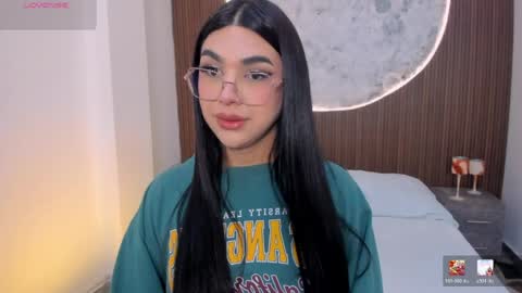 Snapshot of rosecassie chatting on April 7, 1:55 pm Rose online show from April 7, 1:55 pm