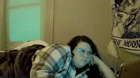 roseemeraldof online show from March 24, 3:22 am