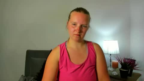 Rose online show from May 14, 5:53 pm