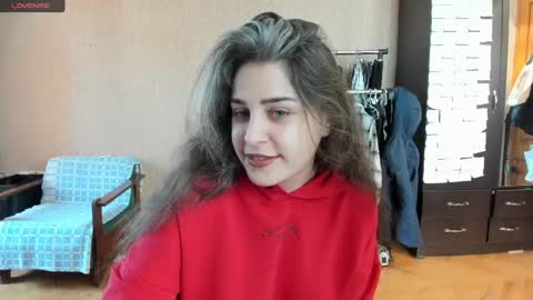 Snapshot of roselina_ chatting on April 30, 9:04 am Rose online show from April 30, 9:04 am