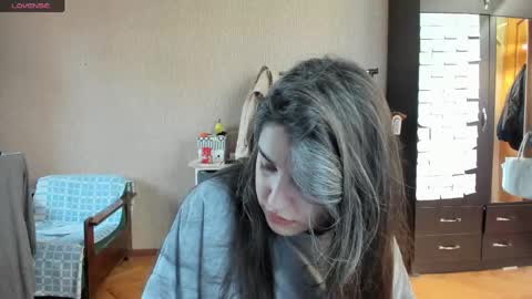 Snapshot of roselina_ chatting on May 3, 10:54 am Rose online show from May 3, 10:54 am