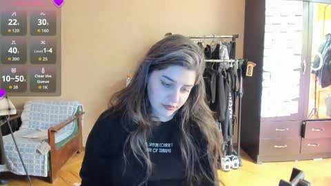 Snapshot of roselina_ chatting on May 8, 8:47 pm Rose online show from May 8, 8:47 pm
