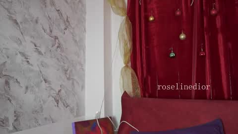 Lyla OF roselinedior online show from December 21, 4:47 pm