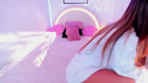 Snapshot of rosetatt chatting on April 12, 5:01 am Nataly online show from April 12, 5:01 am
