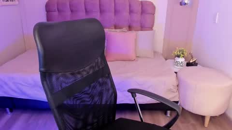 Rose Taylor online show from March 21, 1:48 pm