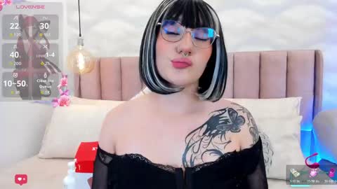 Rosette ch online show from May 22, 12:55 pm