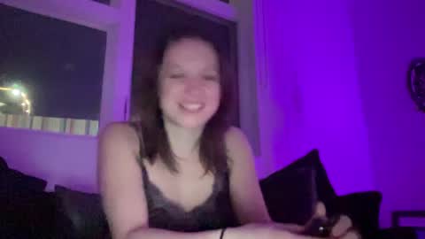 Snapshot of rosewater861 chatting on January 15, 3:43 am not your average online show from January 15, 3:43 am