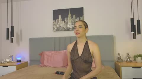 rosewilsom online show from April 1, 12:28 pm