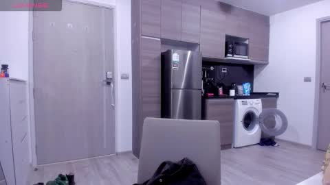 Snapshot of roshelle_xxx chatting on November 22, 2:05 pm Roshelle online show from November 22, 2:05 pm