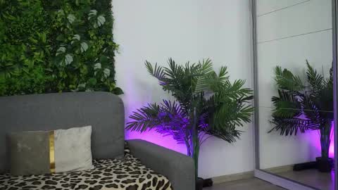 Amii online show from March 21, 6:11 pm