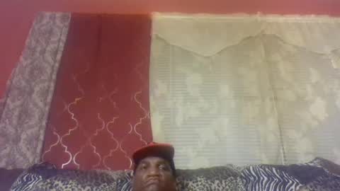 Snapshot of roshun69 chatting on October 3, 6:54 am Roshun Haynes online show from October 3, 6:54 am