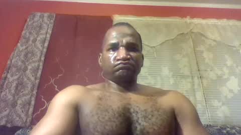 Snapshot of roshun69 chatting on October 11, 8:24 am Roshun Haynes online show from October 11, 8:24 am