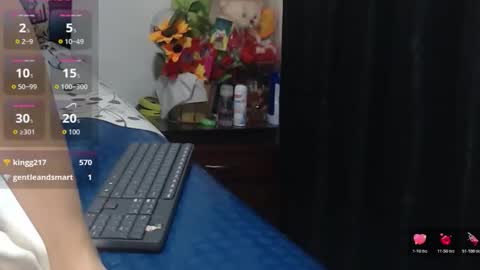 roshy online show from November 26, 2:40 pm