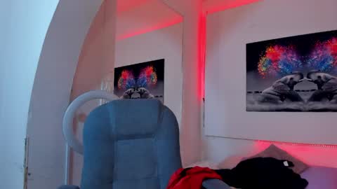 rosi_cooper online show from May 14, 11:06 am