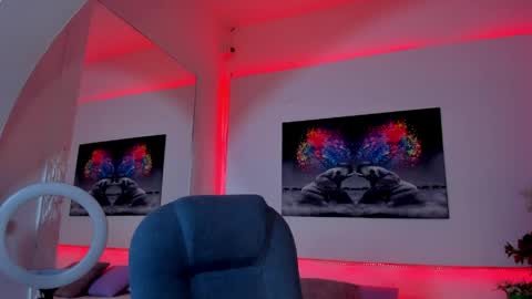 rosi_cooper online show from May 15, 10:44 am