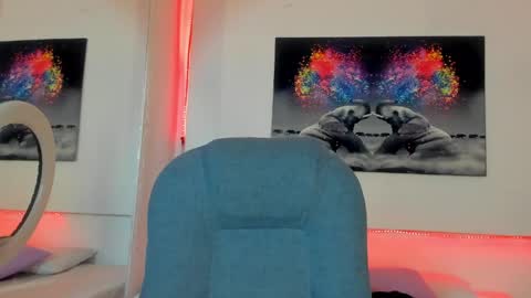rosi_cooper online show from May 26, 10:55 am