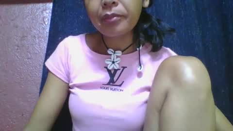 rosia685234 online show from February 22, 4:40 am