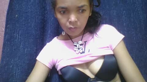 rosia685234 online show from February 23, 2:35 pm