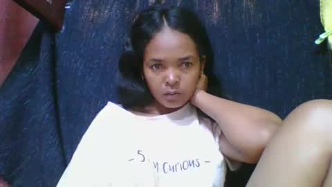 rosia685234 online show from January 12, 8:19 am