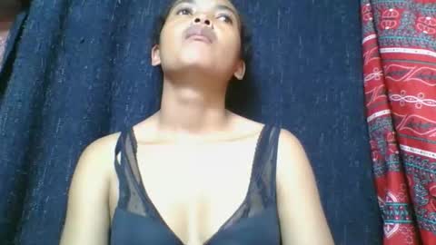 rosia685234 online show from March 23, 2:37 am