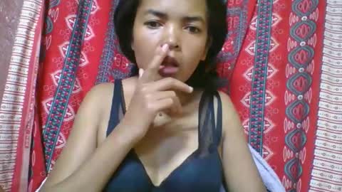 rosia685234 online show from May 17, 2:20 am