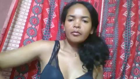 rosia685234 online show from May 20, 4:29 am