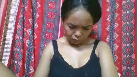rosia685234 online show from May 27, 3:14 am