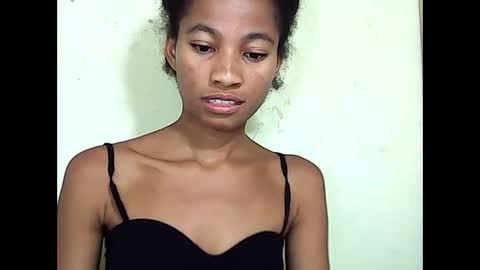 Snapshot of rosie6601 chatting on March 22, 9:23 am rosie6601 online show from March 22, 9:23 am